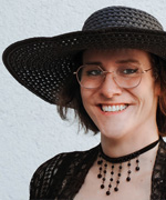 Eva Carow
